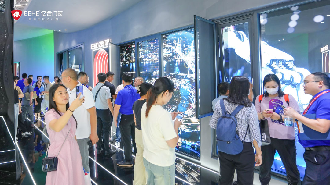 直擊2023廣州建博會現場，億合門窗以實力出圈，全新形象展廳人氣爆棚！